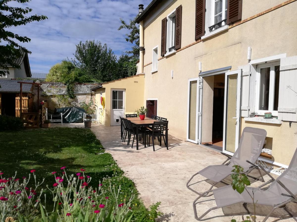 Celine'Home Saint-Germain-sur-Morin Zewnętrze zdjęcie
